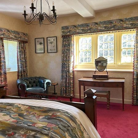 Braithwaite Hall Bed & Breakfast Middleham Exteriör bild