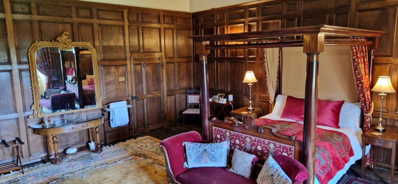 Braithwaite Hall Bed & Breakfast Middleham Exteriör bild