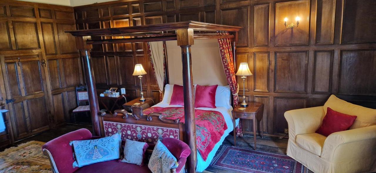 Braithwaite Hall Bed & Breakfast Middleham Exteriör bild