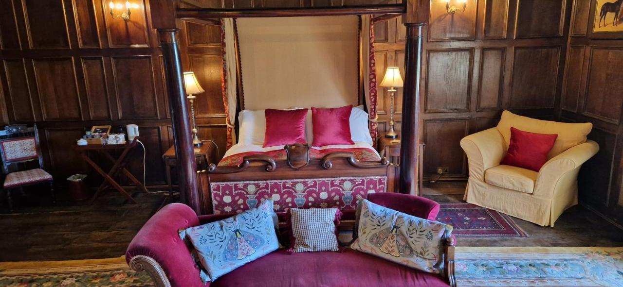 Braithwaite Hall Bed & Breakfast Middleham Exteriör bild