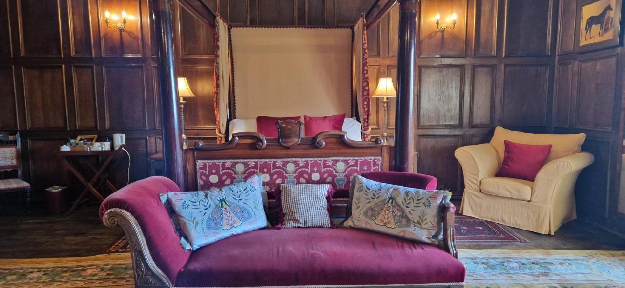 Braithwaite Hall Bed & Breakfast Middleham Exteriör bild